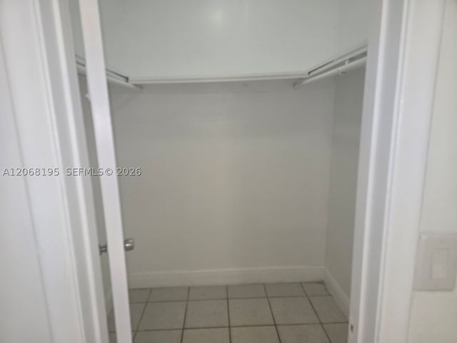 13725 NE 6th Ave 104, North Miami, FL 33161