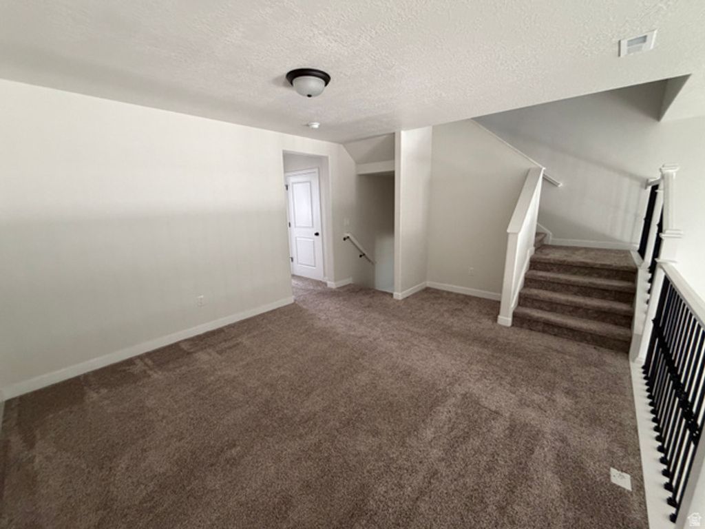 Image 10 of property listing at 3337 W 3745 S #4054, Ogden, UT 84401