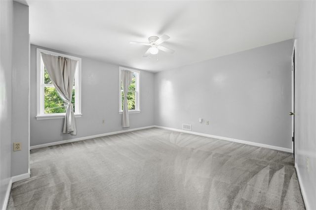 2517 Wiese St, Arlington, PA 15210