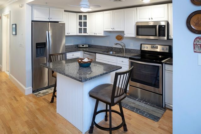 15 Park 103, Hull, MA 02045