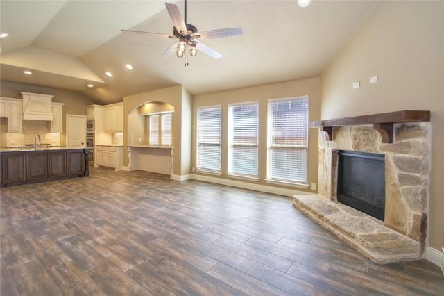 418 Tanglewood Drive, Wylie, TX 75098