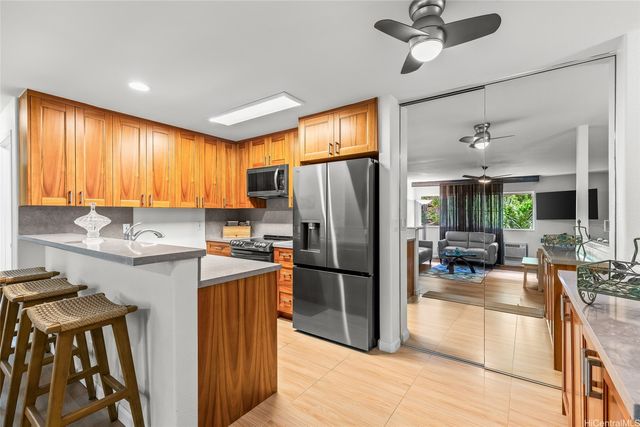 7122 Hawaii Kai Drive 90, Honolulu, HI 96825