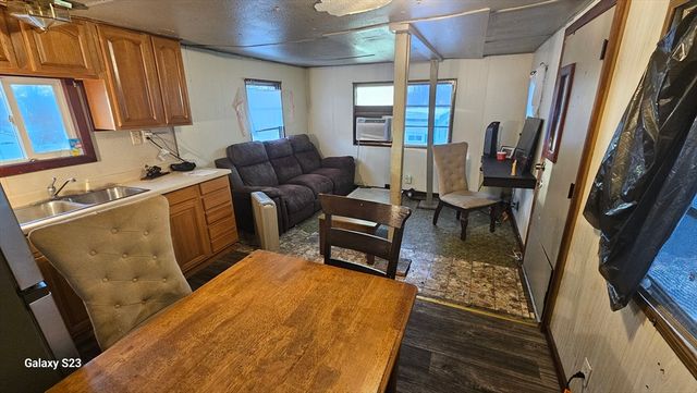 1246 Granby Road 66, Chicopee, MA 01020