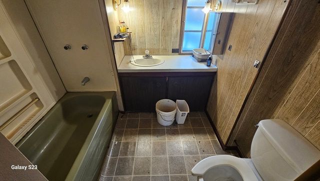 1246 Granby Road 66, Chicopee, MA 01020