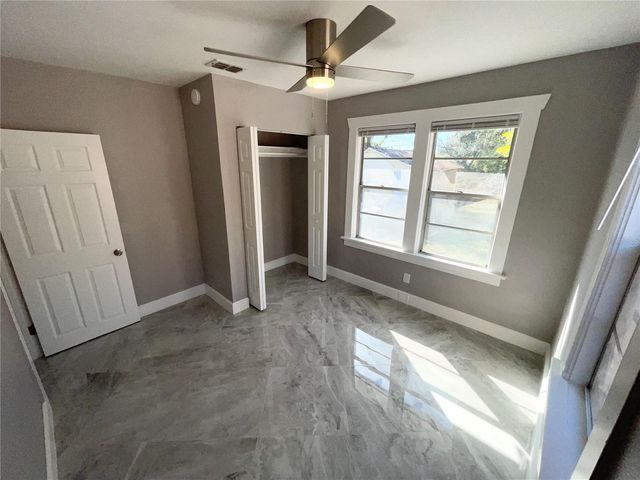 2525 37TH STREET S, St Petersburg, FL 33711