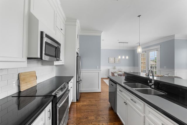 2802 Morrison Street 201, Houston, TX 77009