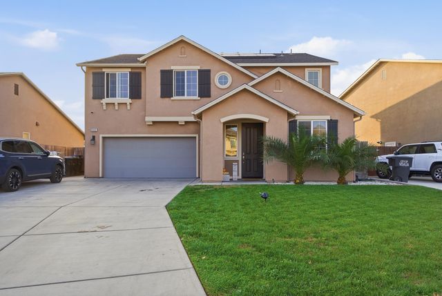 2145 N Rinaldi Court, Visalia, CA 93291