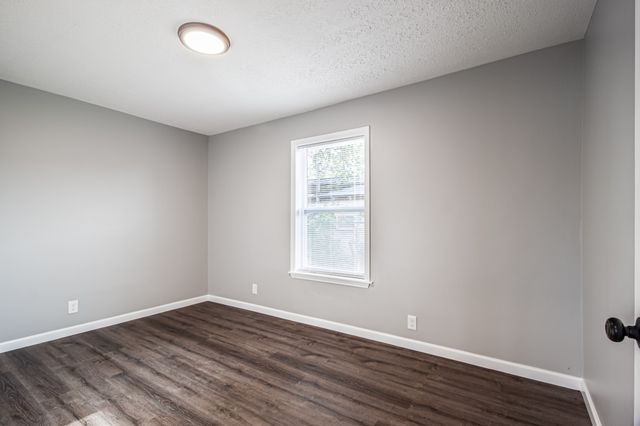 121 Popular St, N, Cowan, TN 37318