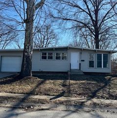 823 Reed Street, Liberty, MO 64068