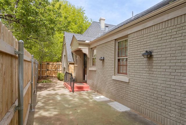 428 NW 34 Street, Oklahoma City, OK 73118