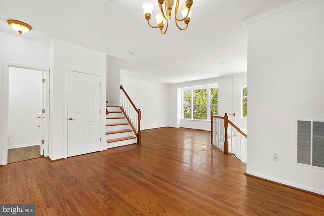 8769 STONEHOUSE DR, Ellicott City, MD 21043