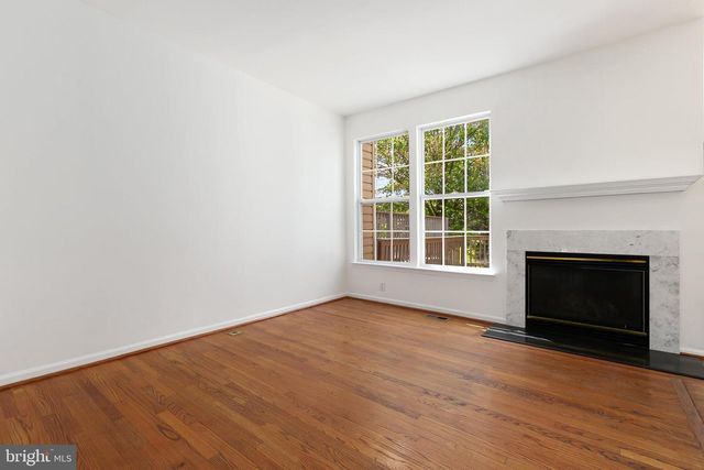 8769 STONEHOUSE DR, Ellicott City, MD 21043
