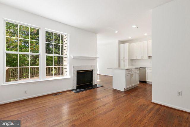 8769 STONEHOUSE DR, Ellicott City, MD 21043