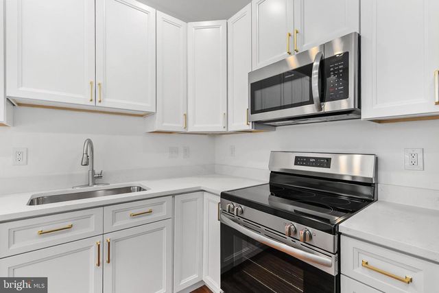 8769 STONEHOUSE DR, Ellicott City, MD 21043