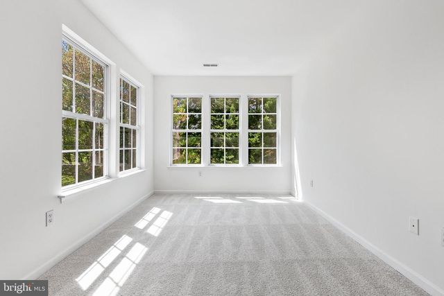 8769 STONEHOUSE DR, Ellicott City, MD 21043