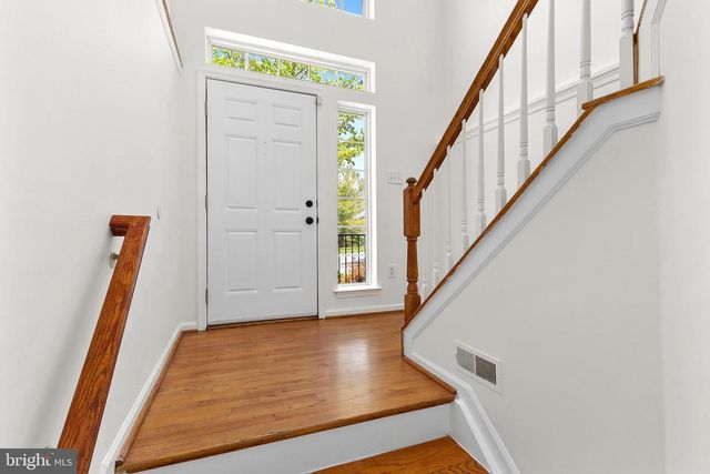 8769 STONEHOUSE DR, Ellicott City, MD 21043