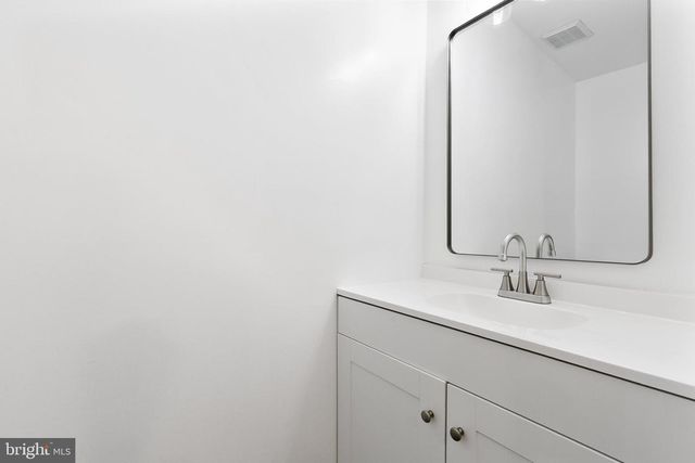 8769 STONEHOUSE DR, Ellicott City, MD 21043