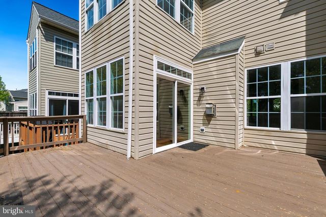 8769 STONEHOUSE DR, Ellicott City, MD 21043