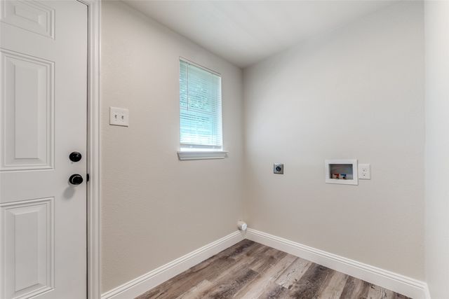 6352 Latta Street, Dallas, TX 75227