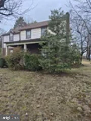 4207 RIDGE DR, Harrisburg, PA 17109