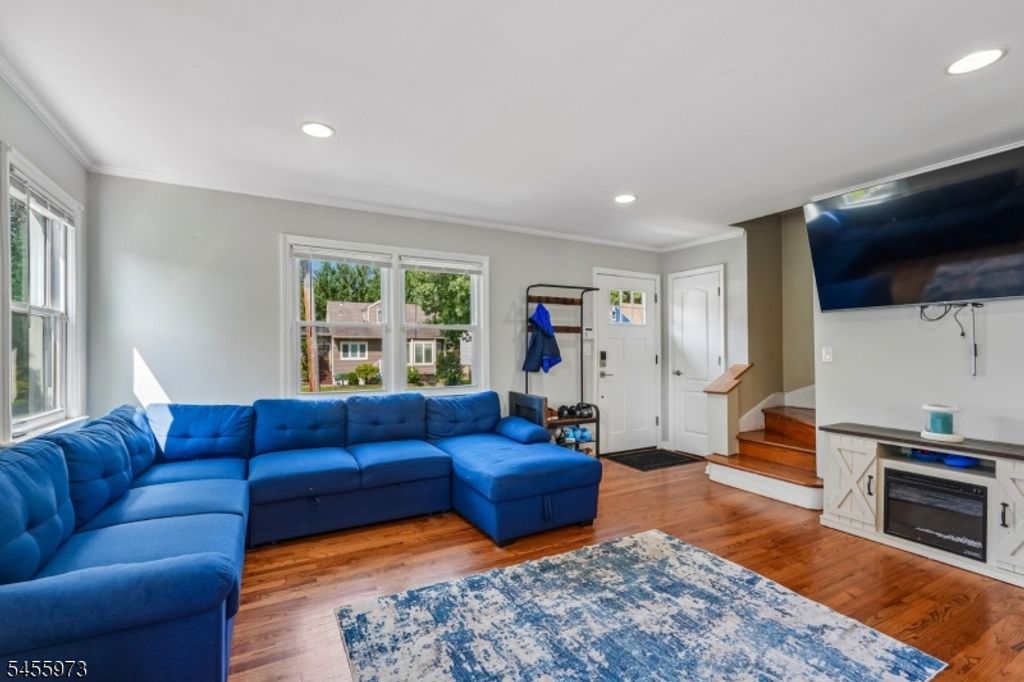 122 Maplewood Ave, Wayne Twp., NJ 07470 — photo 5