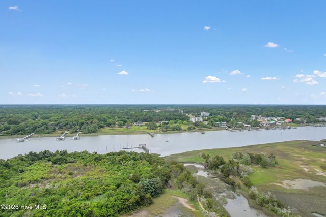 1056 Tide Ridge Drive, Supply, NC 28462