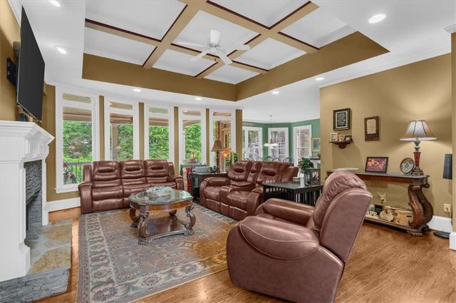 7630 Stratton Point, Suwanee, GA 30024