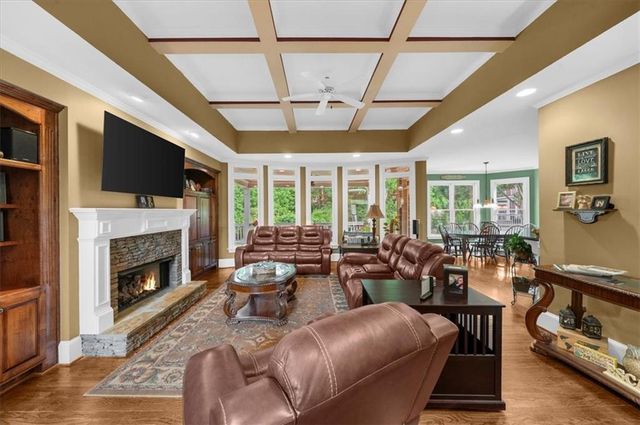 7630 Stratton Point, Suwanee, GA 30024