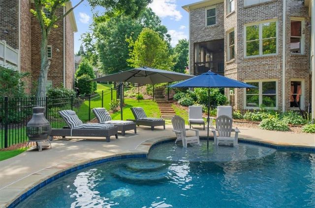 7630 Stratton Point, Suwanee, GA 30024