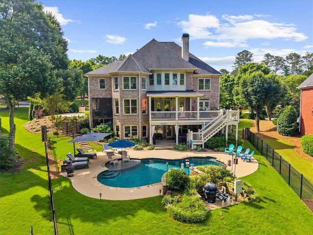 7630 Stratton Point, Suwanee, GA 30024