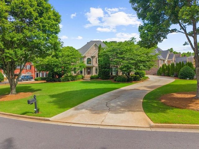 7630 Stratton Point, Suwanee, GA 30024