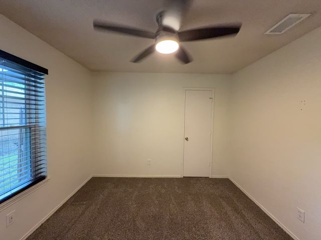 6415 Elm Springs Drive, Arlington, TX 76001