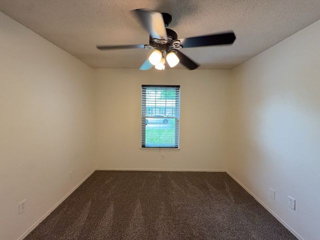 6415 Elm Springs Drive, Arlington, TX 76001