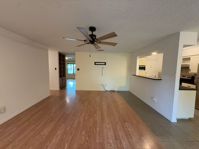 6415 Elm Springs Drive, Arlington, TX 76001