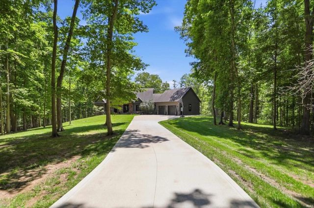 2731 W Lost Mans Lane, Bloomington, IN 47404