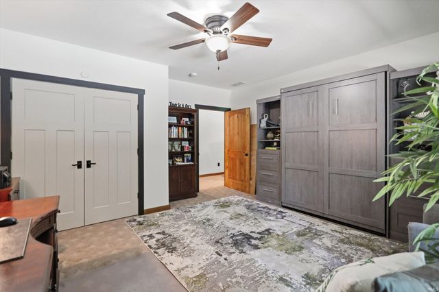 2731 W Lost Mans Lane, Bloomington, IN 47404