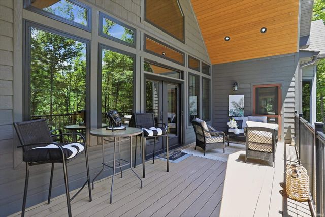 2731 W Lost Mans Lane, Bloomington, IN 47404