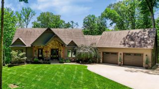 2731 W Lost Mans Lane, Bloomington, IN 47404
