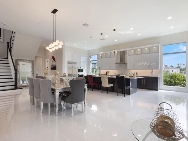 9124 S Coral Isles Circle S 1924, Palm Beach Gardens, FL 33412