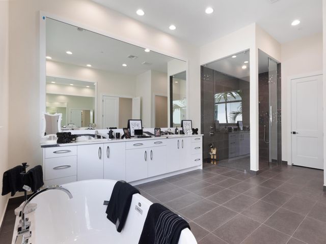 9124 S Coral Isles Circle S 1924, Palm Beach Gardens, FL 33412