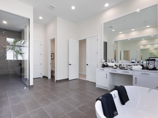 9124 S Coral Isles Circle S 1924, Palm Beach Gardens, FL 33412