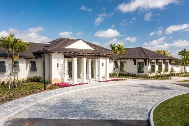 9124 S Coral Isles Circle S 1924, Palm Beach Gardens, FL 33412