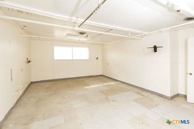 111 S 33rd Street, Temple, TX 76504