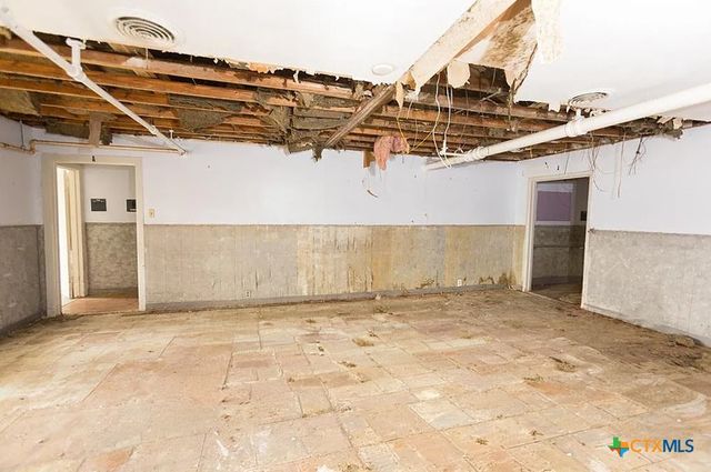 111 S 33rd Street, Temple, TX 76504