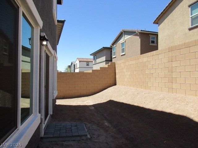 422 Canary Song Drive, Henderson, NV 89011