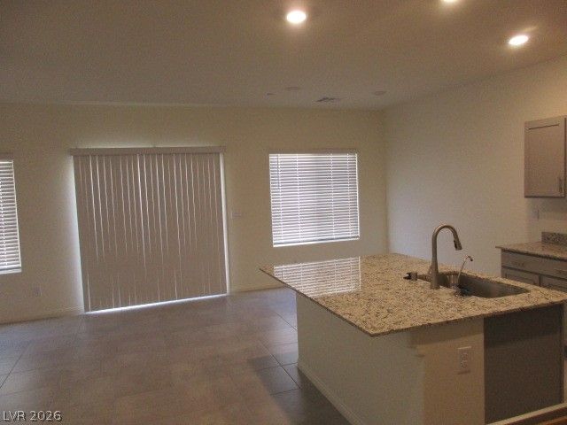422 Canary Song Drive, Henderson, NV 89011