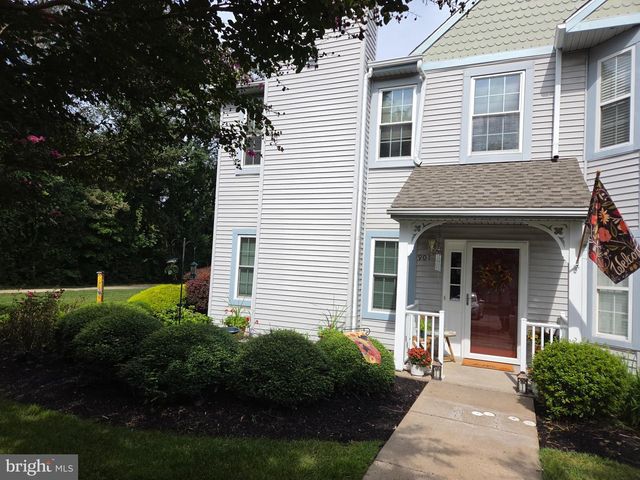 901 SWEETWATER DR, Cinnaminson, NJ 08077