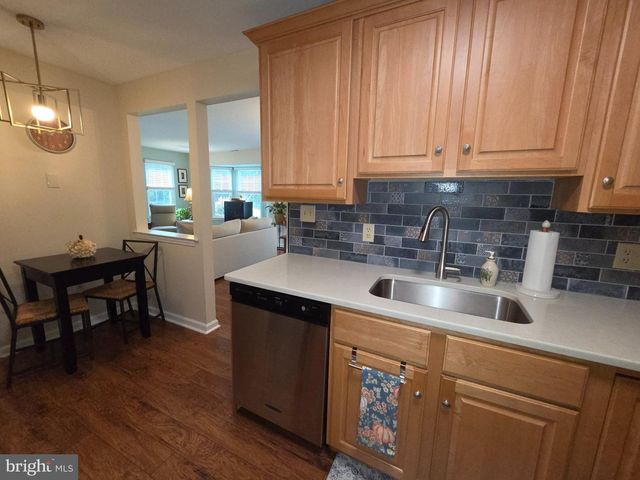 901 SWEETWATER DR, Cinnaminson, NJ 08077