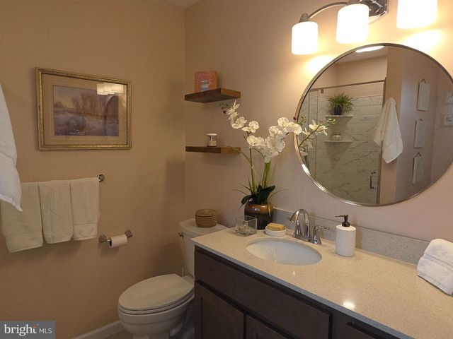 901 SWEETWATER DR, Cinnaminson, NJ 08077