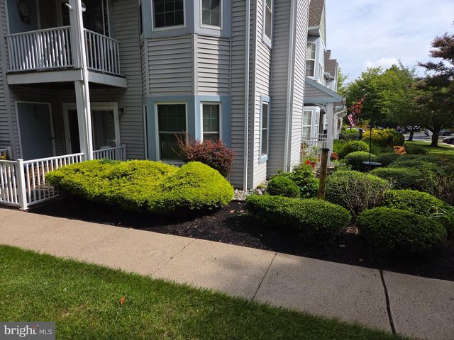 901 SWEETWATER DR, Cinnaminson, NJ 08077